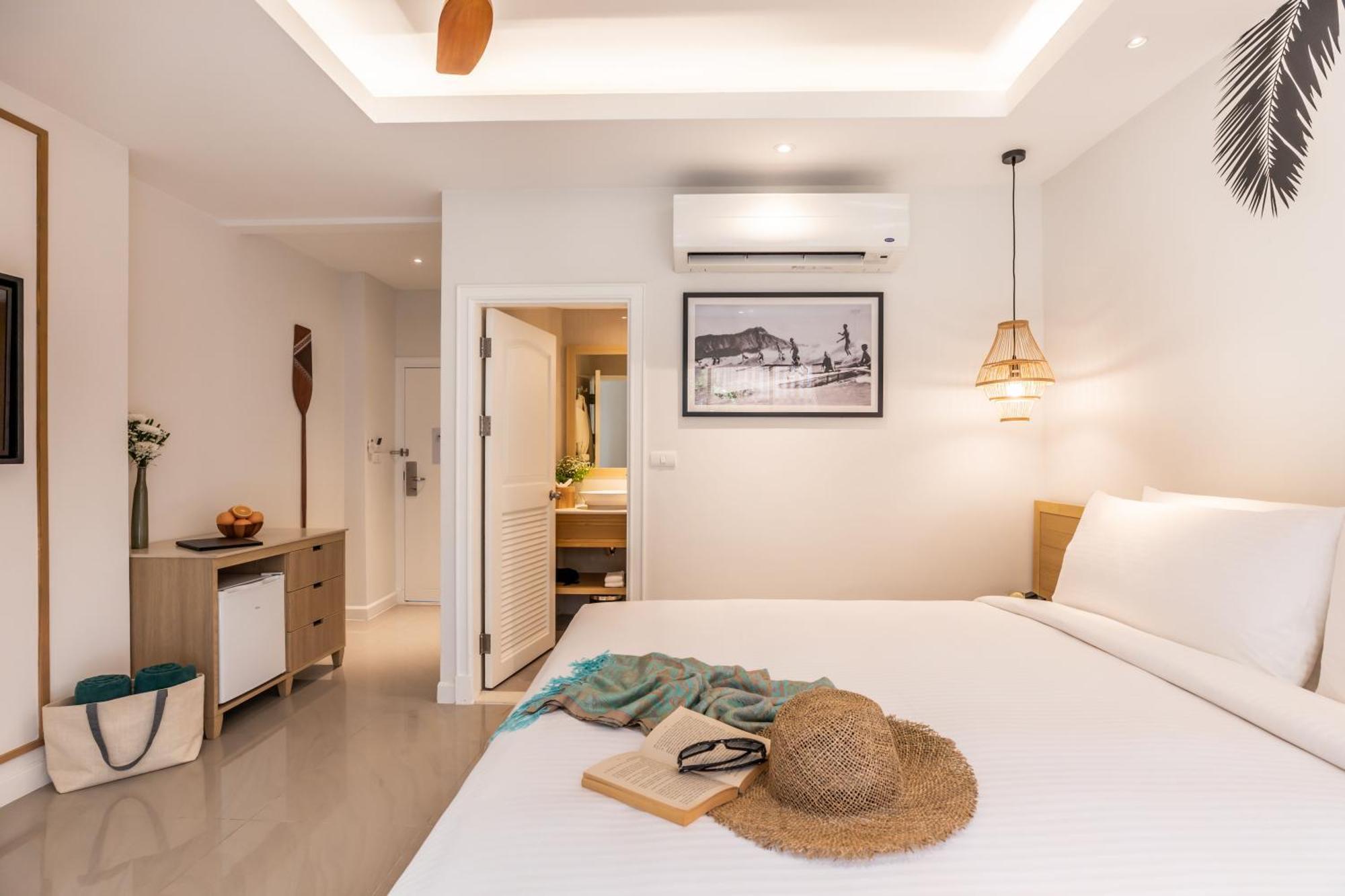Outrigger Surin Beach Resort - Sha Extra Plus Room photo Deluxe Room